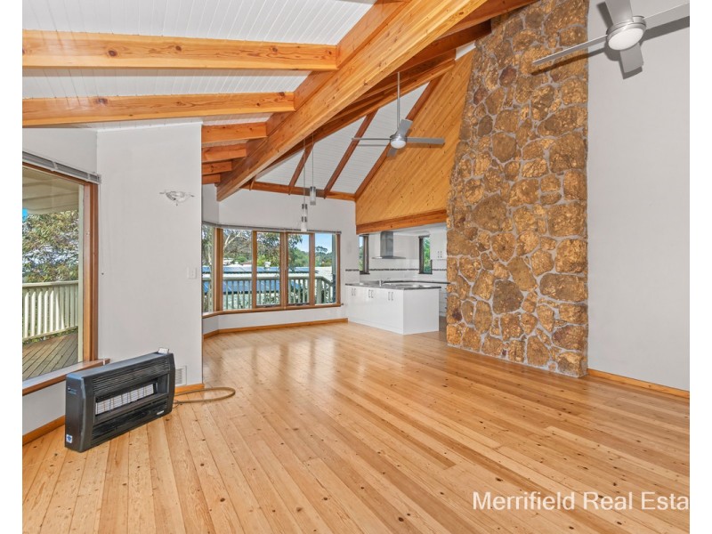 11 Melrose Street, Mount Melville WA 6330