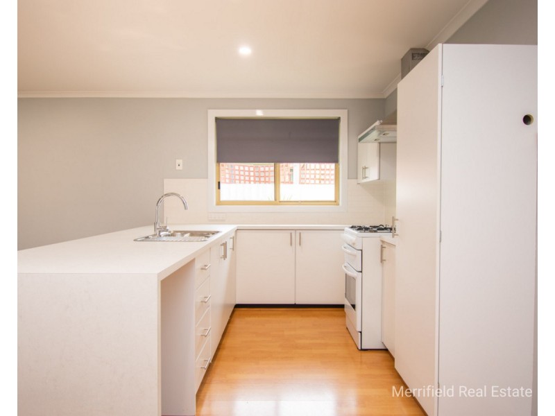 61 Drome Road, Orana WA 6330