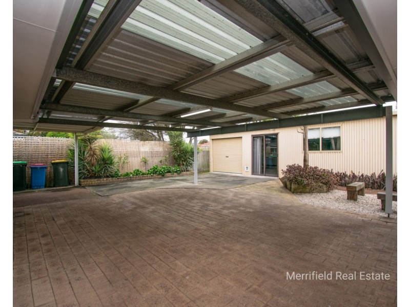 61 Drome Road, Orana WA 6330