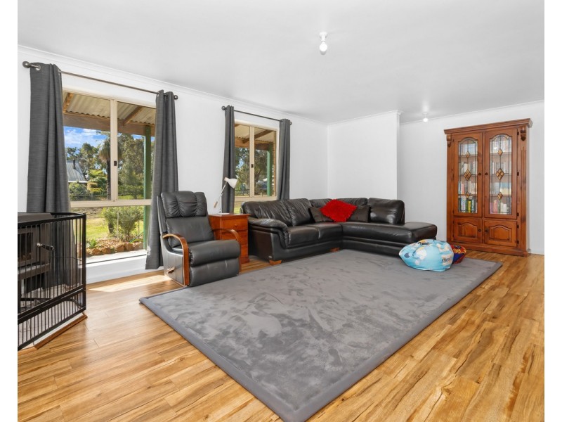 11 Redmond West Road, Redmond WA 6327