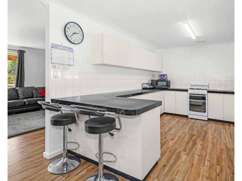 11 Redmond West Road, Redmond WA 6327