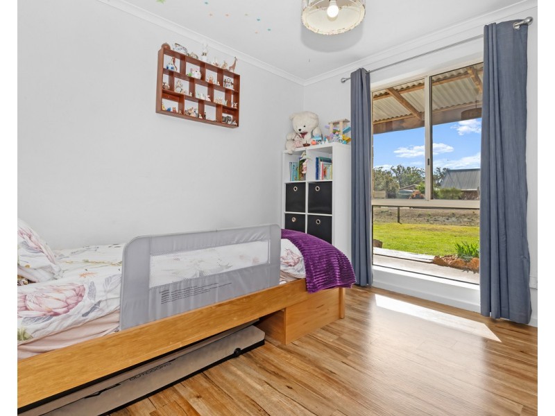 11 Redmond West Road, Redmond WA 6327