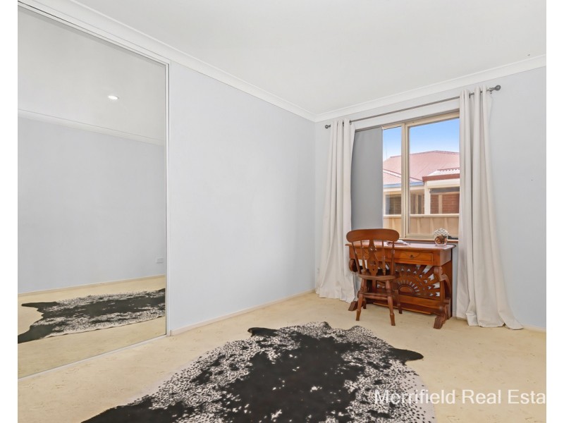 16 Susan Court, Yakamia WA 6330