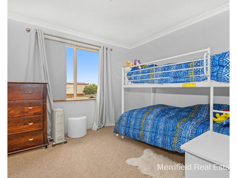 16 Susan Court, Yakamia WA 6330