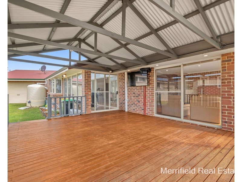 16 Susan Court, Yakamia WA 6330