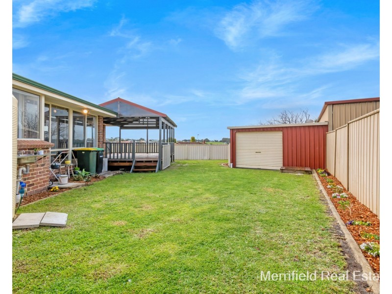 16 Susan Court, Yakamia WA 6330