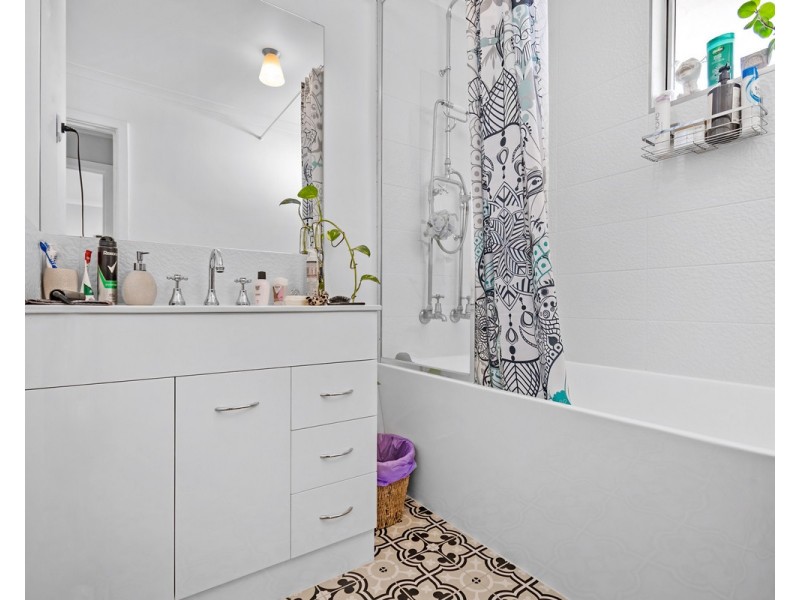 3 Ardross Crescent, Collingwood Park WA 6330