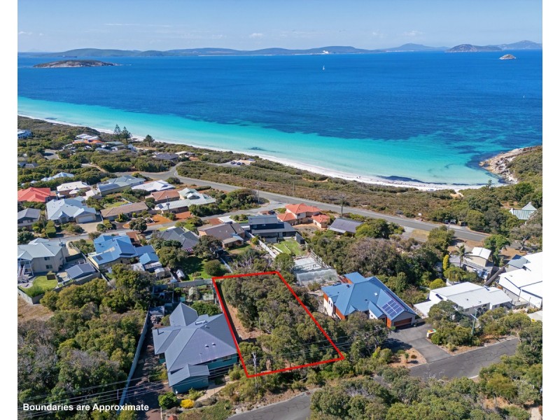 8 Karrakatta Road, Goode Beach WA 6330