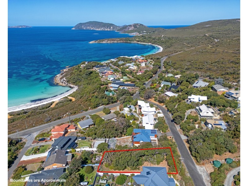 8 Karrakatta Road, Goode Beach WA 6330