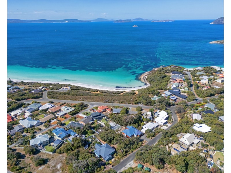8 Karrakatta Road, Goode Beach WA 6330