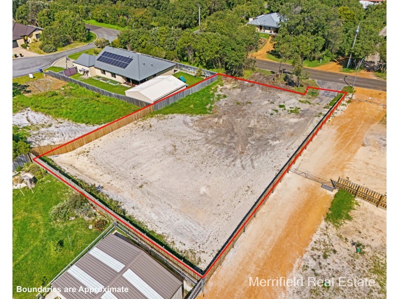 82 Wilson Street, Little Grove WA 6330