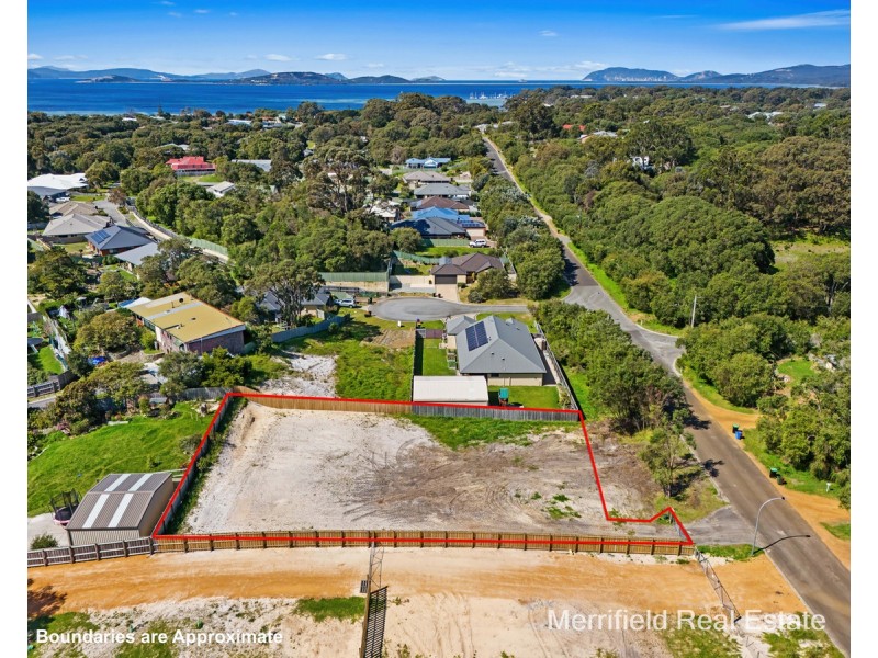82 Wilson Street, Little Grove WA 6330