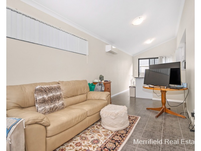 6/20 Grove Street West, Little Grove WA 6330