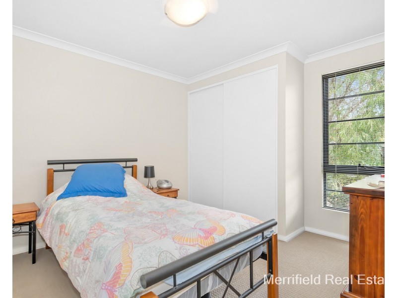 6/20 Grove Street West, Little Grove WA 6330
