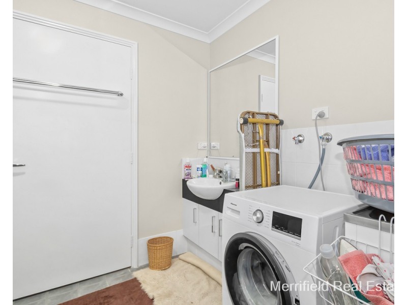 6/20 Grove Street West, Little Grove WA 6330