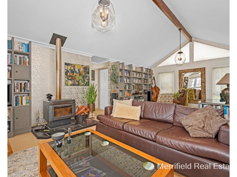 1 Carlisle Street, Mount Melville WA 6330