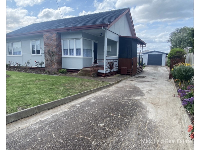 14 Angove Road, Spencer Park WA 6330