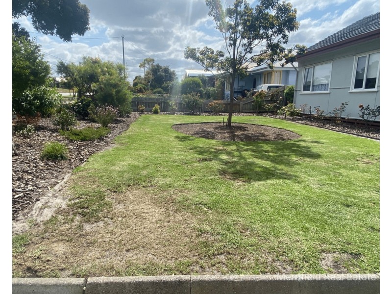 14 Angove Road, Spencer Park WA 6330