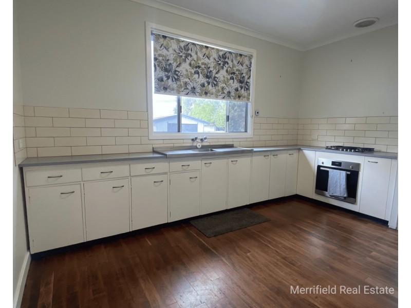 14 Angove Road, Spencer Park WA 6330