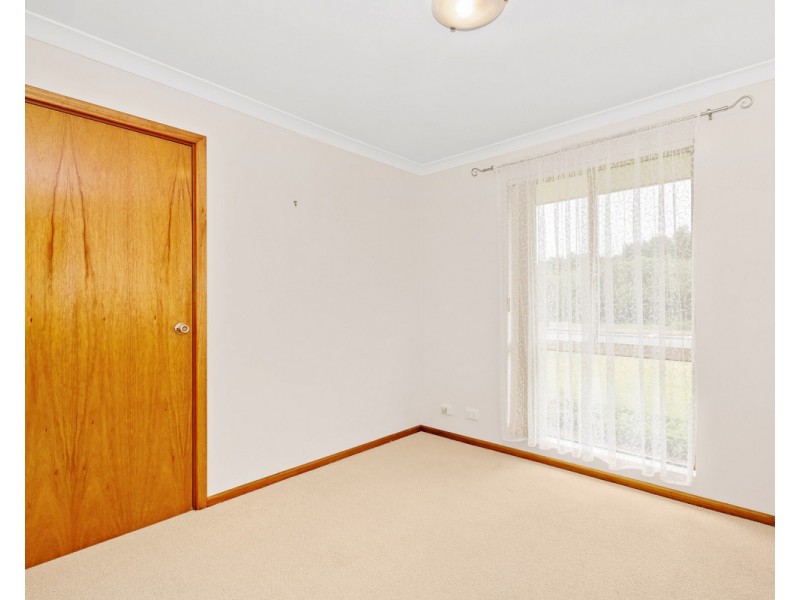 77 Le Grande Avenue, Orana WA 6330