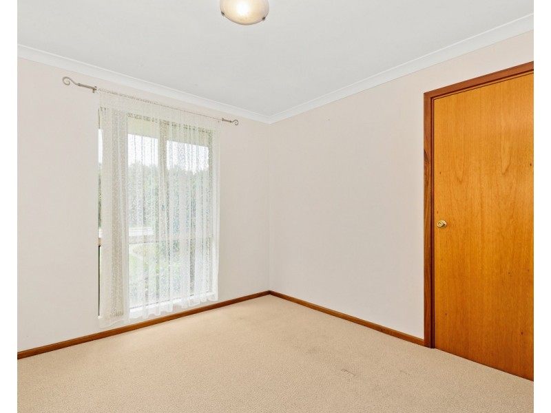 77 Le Grande Avenue, Orana WA 6330