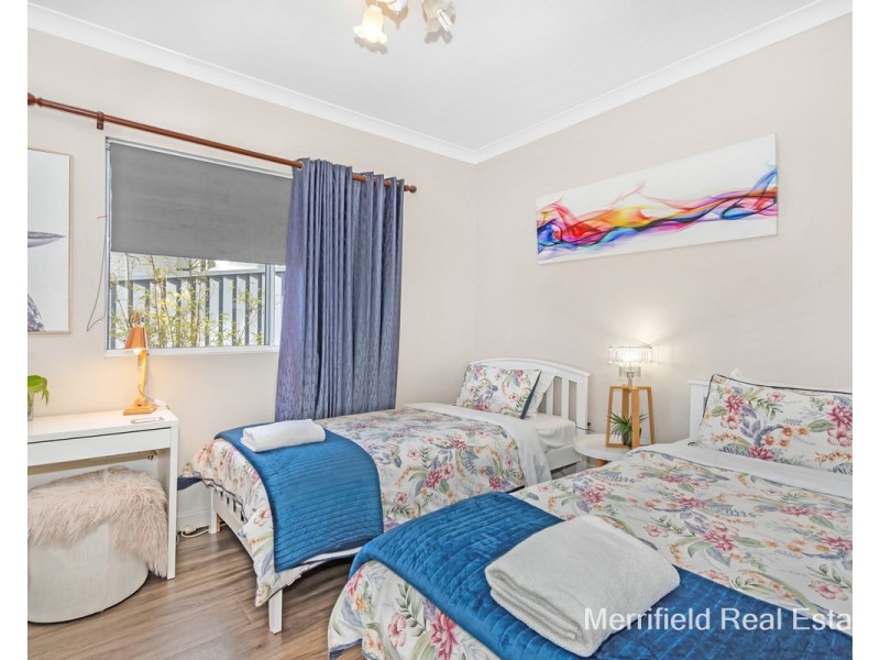 9 King George Street, Little Grove WA 6330