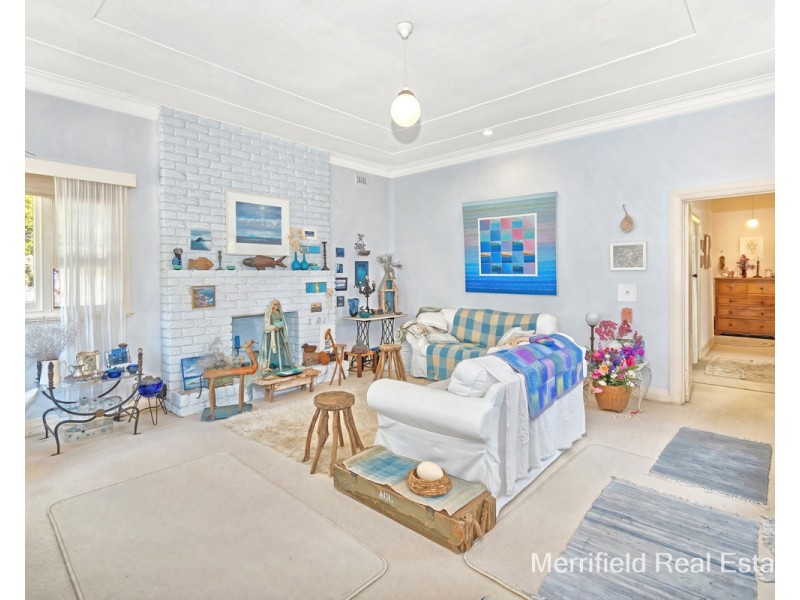 184 Serpentine Road, Mount Melville WA 6330