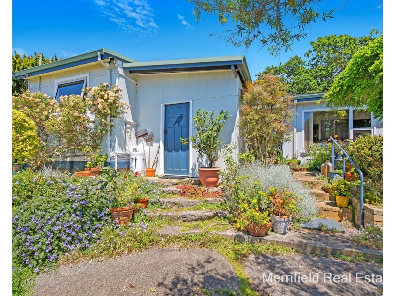 184 Serpentine Road, Mount Melville WA 6330