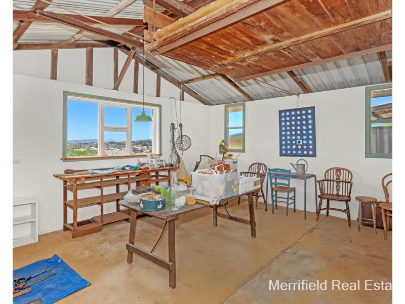 184 Serpentine Road, Mount Melville WA 6330