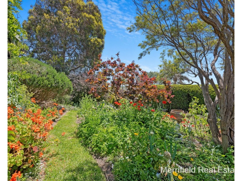 184 Serpentine Road, Mount Melville WA 6330