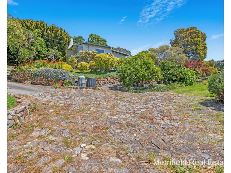 184 Serpentine Road, Mount Melville WA 6330