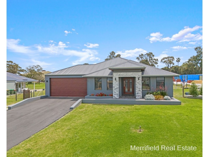 84 Hereford Way, Milpara WA 6330
