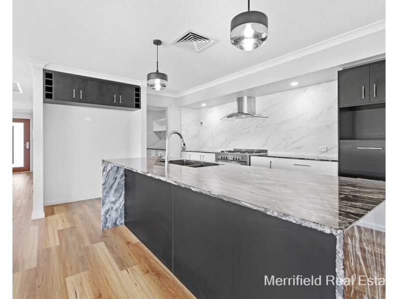 84 Hereford Way, Milpara WA 6330