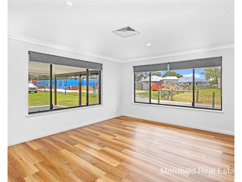 84 Hereford Way, Milpara WA 6330