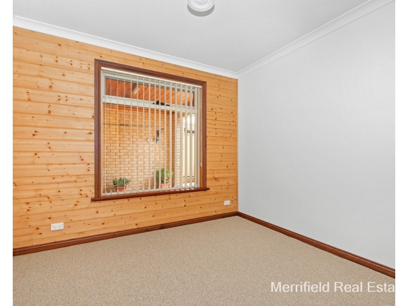 16 Notley Street, Yakamia WA 6330