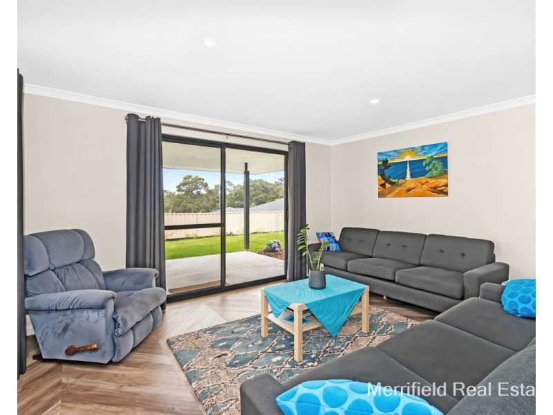 5 Gifford Street, Lockyer WA 6330