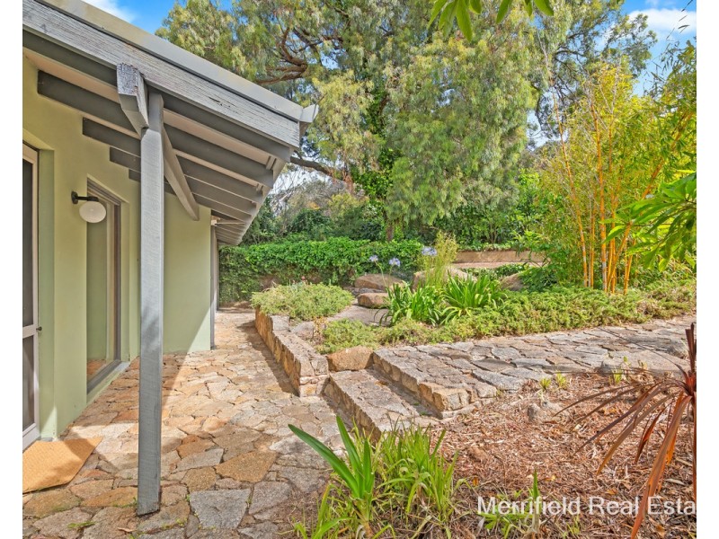 36 Robinson Street, Mount Melville WA 6330