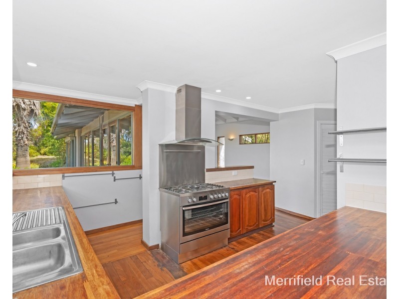 36 Robinson Street, Mount Melville WA 6330