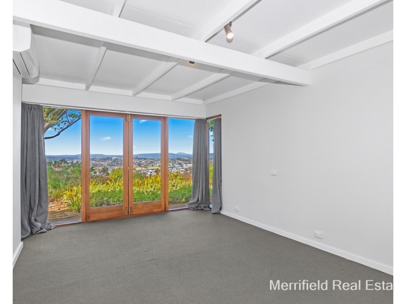 36 Robinson Street, Mount Melville WA 6330