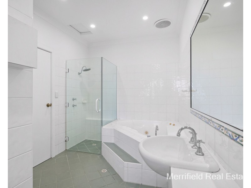 36 Robinson Street, Mount Melville WA 6330