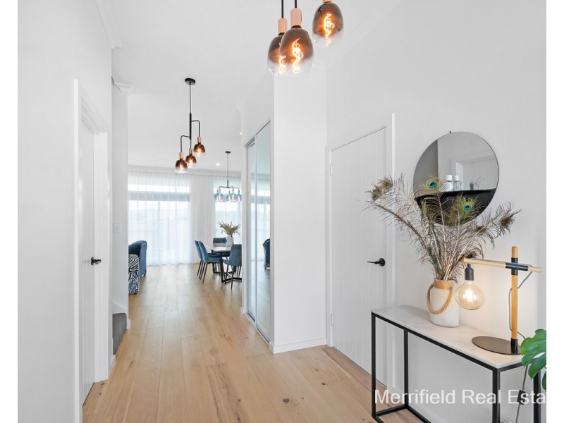 5/4 Barry Court, Collingwood Park WA 6330