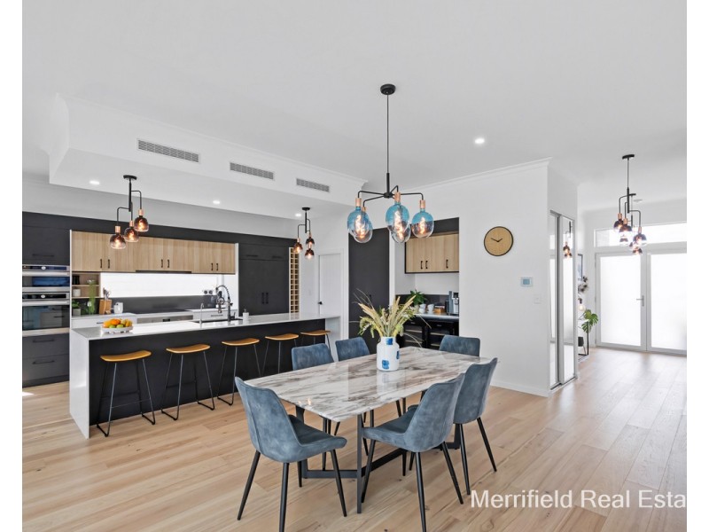 5/4 Barry Court, Collingwood Park WA 6330