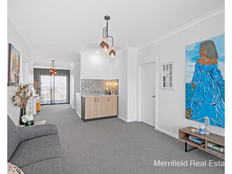 5/4 Barry Court, Collingwood Park WA 6330