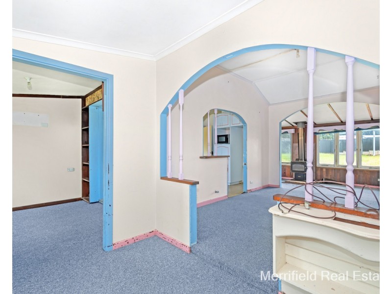 18 Edinburgh Road, Mckail WA 6330