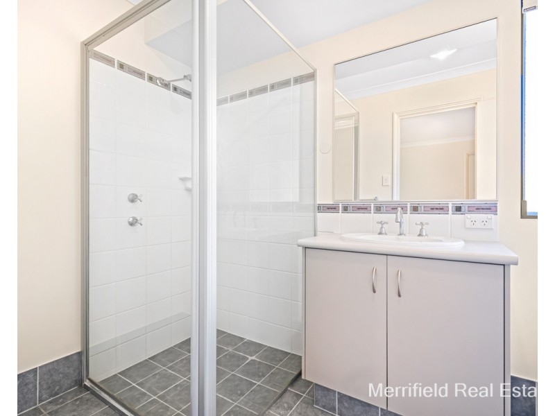 29 Donald Drive, Mckail WA 6330