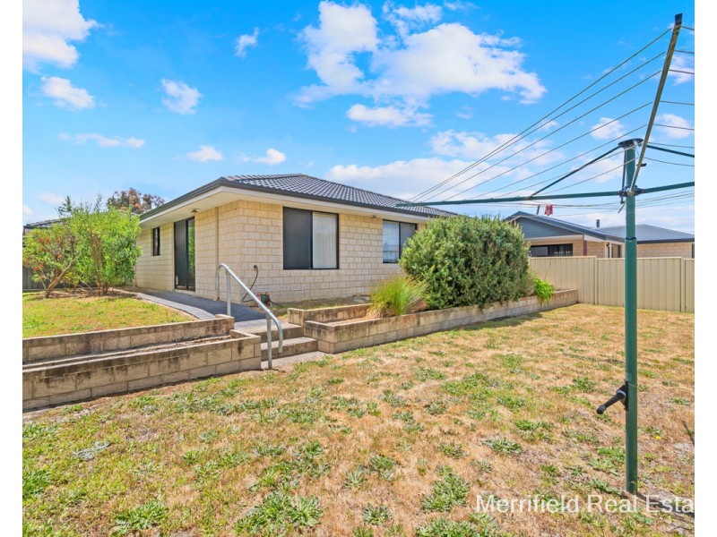 29 Donald Drive, Mckail WA 6330