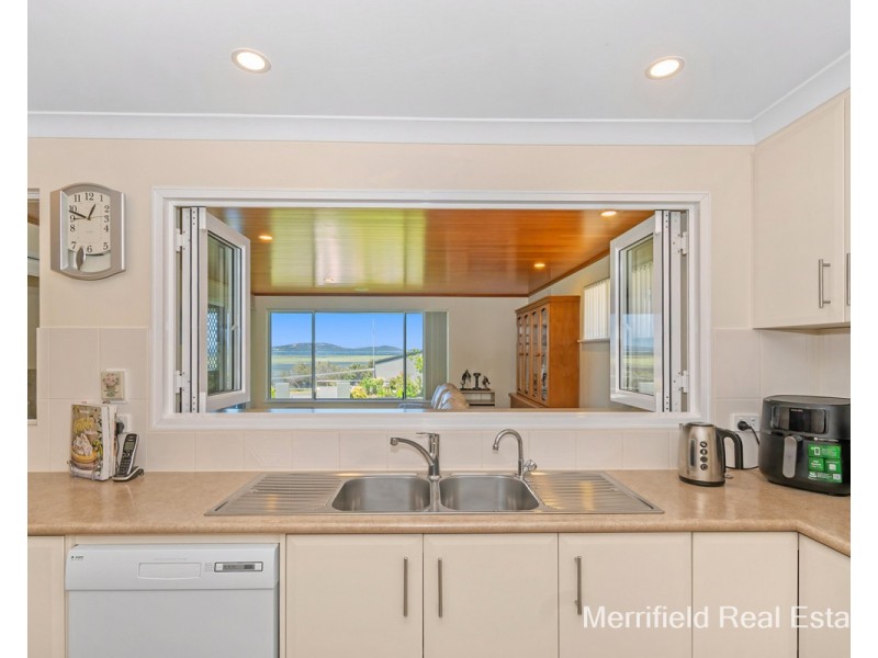 179 Bay View Drive, Little Grove WA 6330