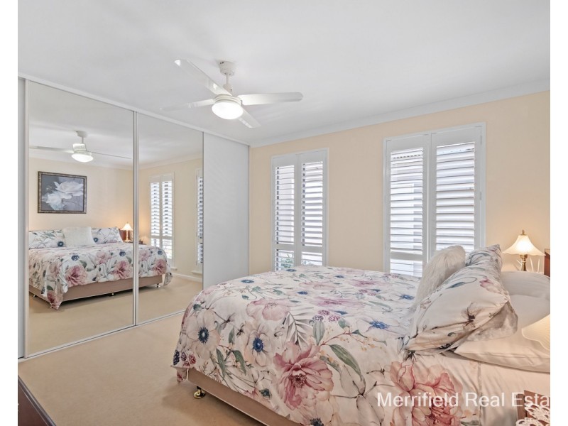 179 Bay View Drive, Little Grove WA 6330