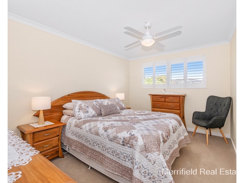 179 Bay View Drive, Little Grove WA 6330