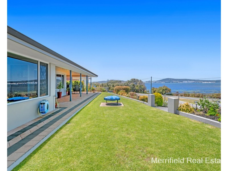 179 Bay View Drive, Little Grove WA 6330